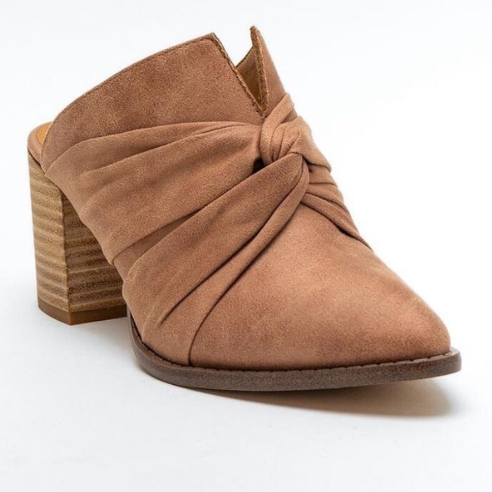 Women’s Brown Report Tazara Top Knot Mule Shoe Size 7